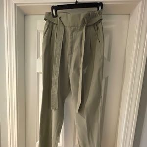 Woman’s summer lightweight pants